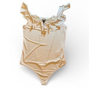 Express Cream Body Contour Ruffle Sleeve Bodysuit